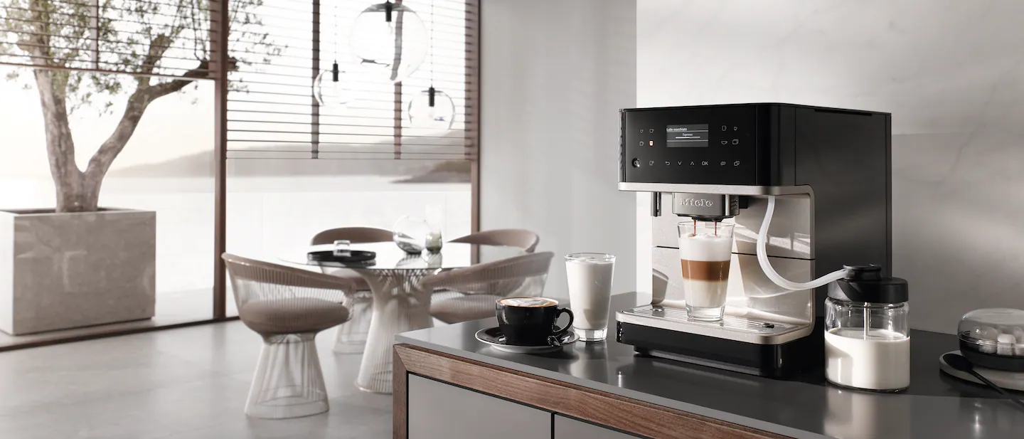 Free Miele coffee pot and 1kg of Coffee beans worth £199.99